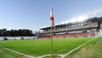 Rayo Vallecano - Almería: los indálicos deberán defender su liderato ante un rayo de máxima dificultad