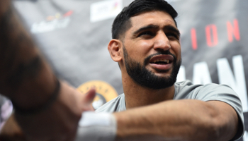 Amir Khan - Billy Dib: título en juego entre dos medianos que no esperaban verse las caras en el ring