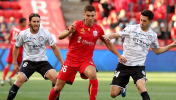 Melbourne City - Adelaide United, partido clave en una de las pocas ligas que no ha detenido su marcha