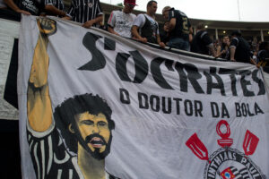 Supporters of Corinthians stand next to