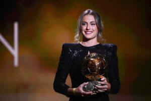 TOPSHOT-FBL-AWARD-BALLON D'OR-2021