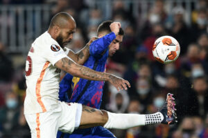 TOPSHOT-FBL-EUR-C3-BARCELONA-GALATASARAY