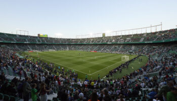 Elche - Valencia: un duelo valenciano en la zona roja de la clasificación